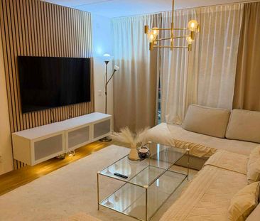 Karin Larssons Väg, Sköndal - Photo 4