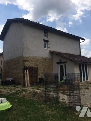 MAISON / VILLA- L Isle D Abeau - Photo 1