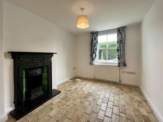 3 bedroom cottage to rent - Photo 1