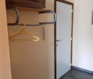 Gemeubelde studio op het gelijkvloers - Photo 6