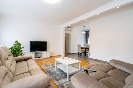 Szikla utca - Fotó 4