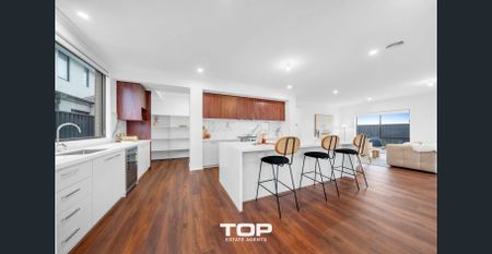 Perfect Blend of Comfort and Convenience in Clyde’s Five Farms Estate! - Photo 2