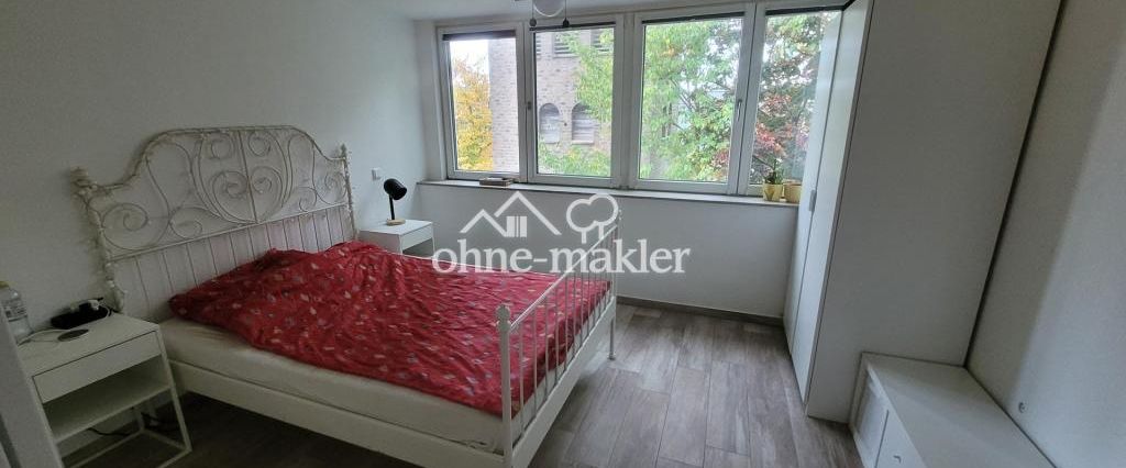 Moderne Dachgeschosswohnung mit 2 Zimmern - Photo 1