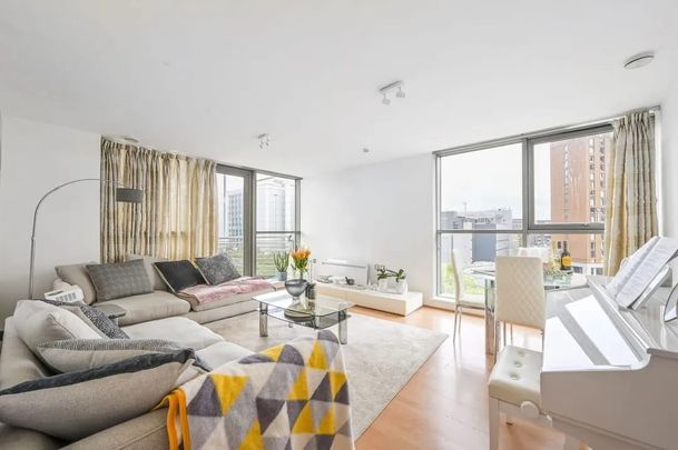 2 Bed Flat, Switch House, E14 - Photo 1