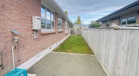 Family-Sized Living in Masterton - Photo 4