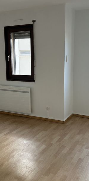 Location Appartement 2 pièces 44m² MULHOUSE 68100 - Photo 1