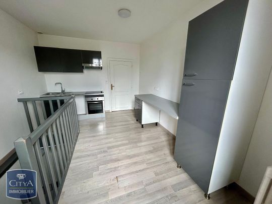 Location Appartement 5 pièces 129m² ST MACAIRE EN MAUGES 49450 - Photo 1