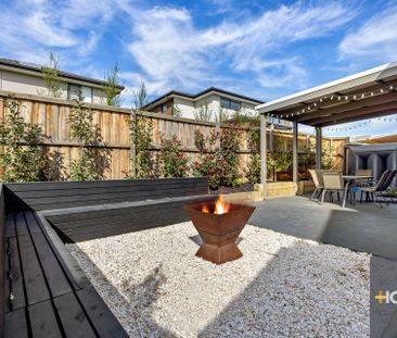 Immaculately Maintained Home in Prime Cranbourne Location - Photo 2