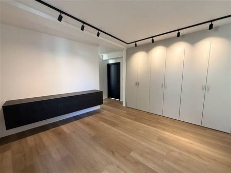 Appartement te huur - Foto 4