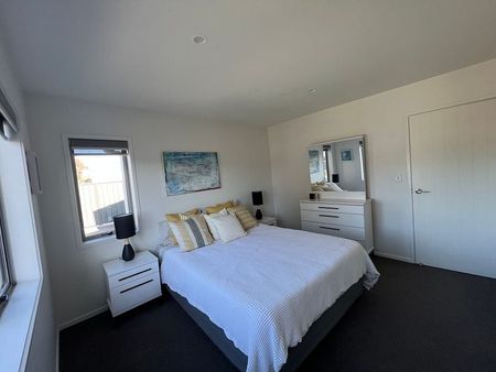 3 Bedroom, 2 Bathroom - New Build Townhouse - Photo 5