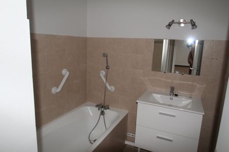 APPARTEMENT T2 A LOUER - Photo 2