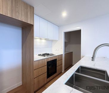 LUXURY LIVING – Glorious ocean views! - Photo 3