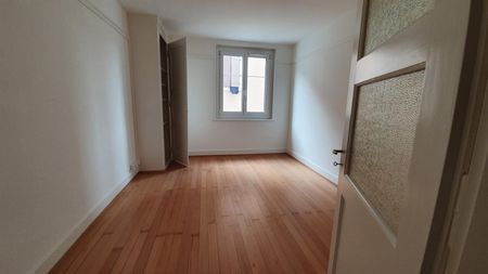 Appartement de 2 pièces au 1er étage à louer - Photo 2