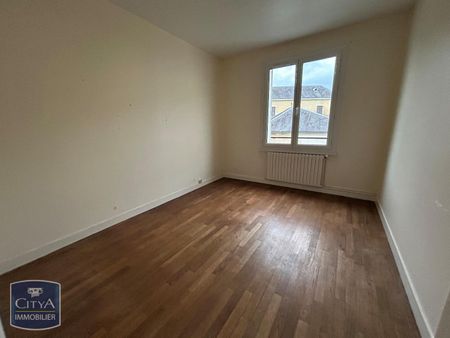 Location Appartement 4 pièces 93m² ALENCON 61000 - Photo 4