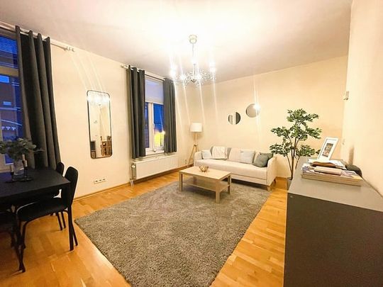 Appartement te huur - Photo 1