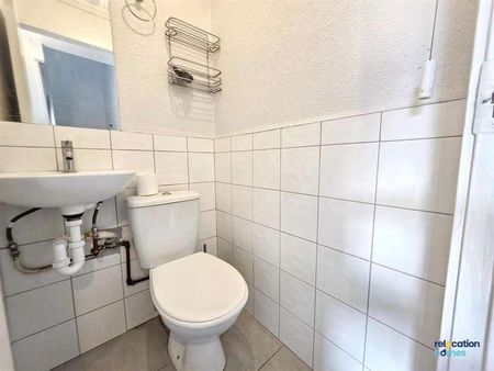 Ambleside Close, London, E9 - Photo 4