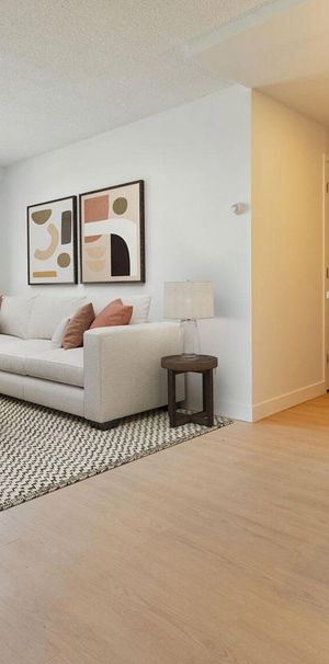2 chambres - 1825 Ste Rose Street, Montréal - Photo 1
