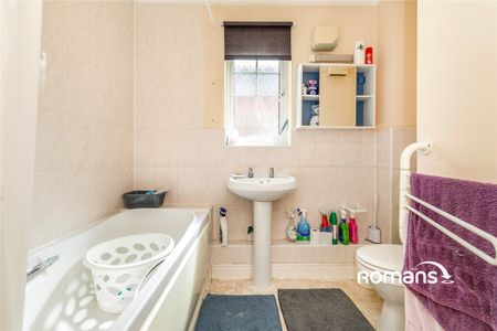 2 bedroom apartment to rent - Photo 3