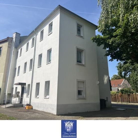 Schicke Wohnung mit Tageslichtbad in Kleinzschachwitz! - Photo 1