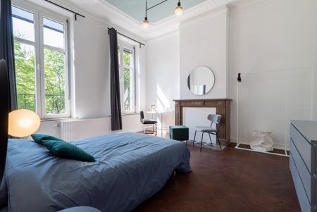 Room at Boulevard de la constitution 27 - Photo 5