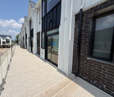 For Lease - 32 Rainwater Lane, Barrie, Ontario - Photo 5