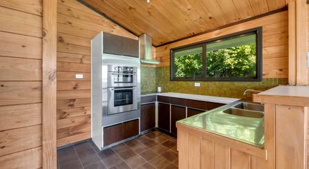 Sunny Lockwood Home with Endless Sea Views – P... - Photo 2