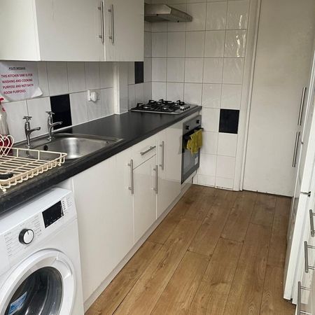 Room in a Shared House, Thornton Heath, CR7 - Photo 3