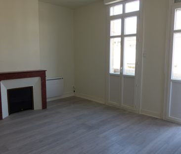 GRAND T 1bis PROCHE CHU PELLEGRIN - Photo 2