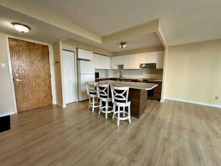 For Lease - 2760 Carousel Crescent Unit# 1508, Blossom Park - Airport and Area, Ontario - Photo 3