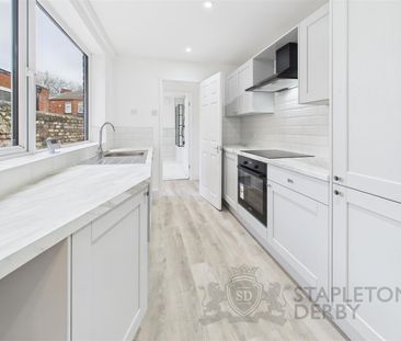 2 Bedroom Terraced House for Rent - Photo 2