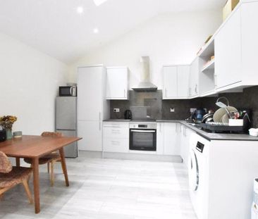 Studio to rent - Photo 5