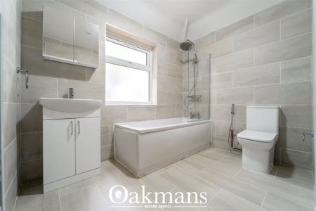 3 bedroom semi-detached house to rent - Photo 2
