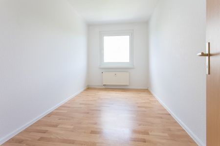 Hier wirst du dich wohlfühlen - 3-Raumwohnung mit Einbauküche - Photo 3