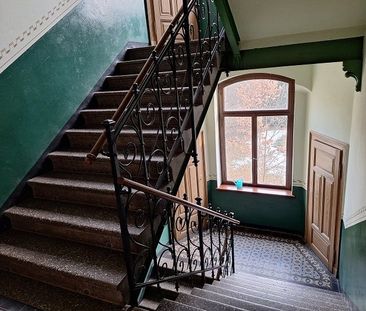 4 Raumwohnung mit dem besonderen Wohnzimmer ! - Photo 4