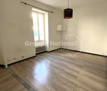 NOVES - Maison de village T3, - Photo 4