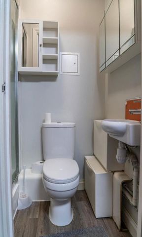 Studio to rent - Photo 5