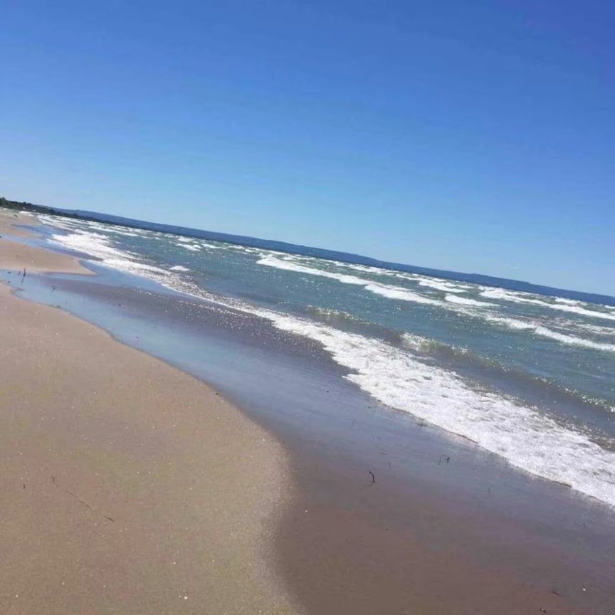 For Lease - 11 13th Street, Wasaga Beach, Ontario - Photo 1