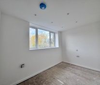 2 bed Flat for Rent - Photo 4