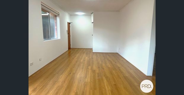 Contemporary Living - Photo 1