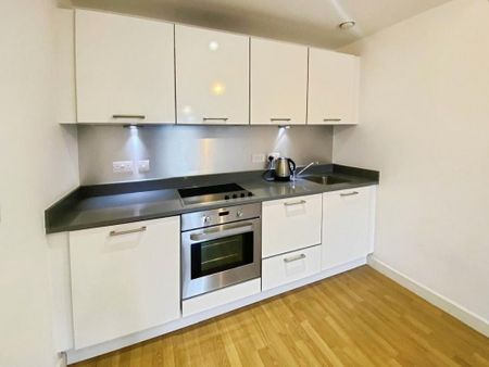 1 bedroom flat to rent - Photo 3