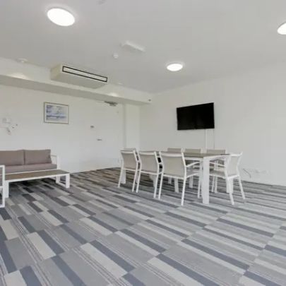 Stunning 1X1 Part-Furnished Apartment with Breathtaking Views - Photo 1