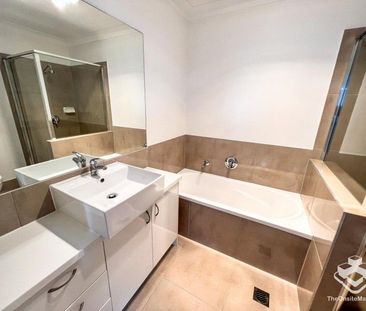 Townhouse - Garage and Carport - Photo 6