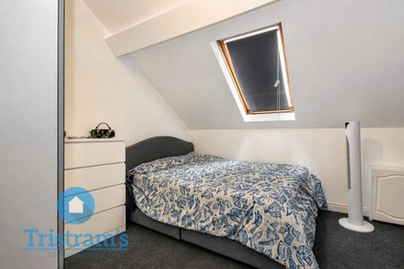 2 bed Flat for Rent - Photo 4