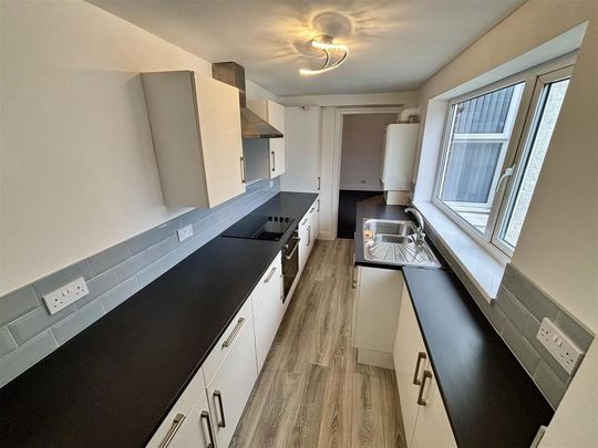 2 bedroom bungalow to rent - Photo 1