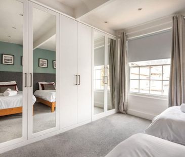 Foss Street, Dartmouth - Photo 1