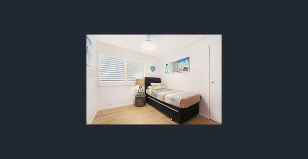 Sunlit Riverfront Retreat on Parkyn Parade, Steps from Mooloolaba Beach - Photo 1