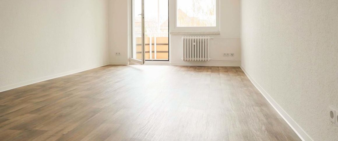 Hier wird saniert - liebenswerte Mieter gesucht - Foto 1