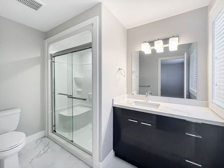 For Lease - 811 Sarnia Road Unit# 44, London North, Ontario - Photo 3