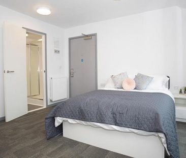 Studio to rent - Photo 5