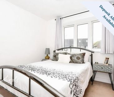 4 bedroom detached house to rent - Photo 3